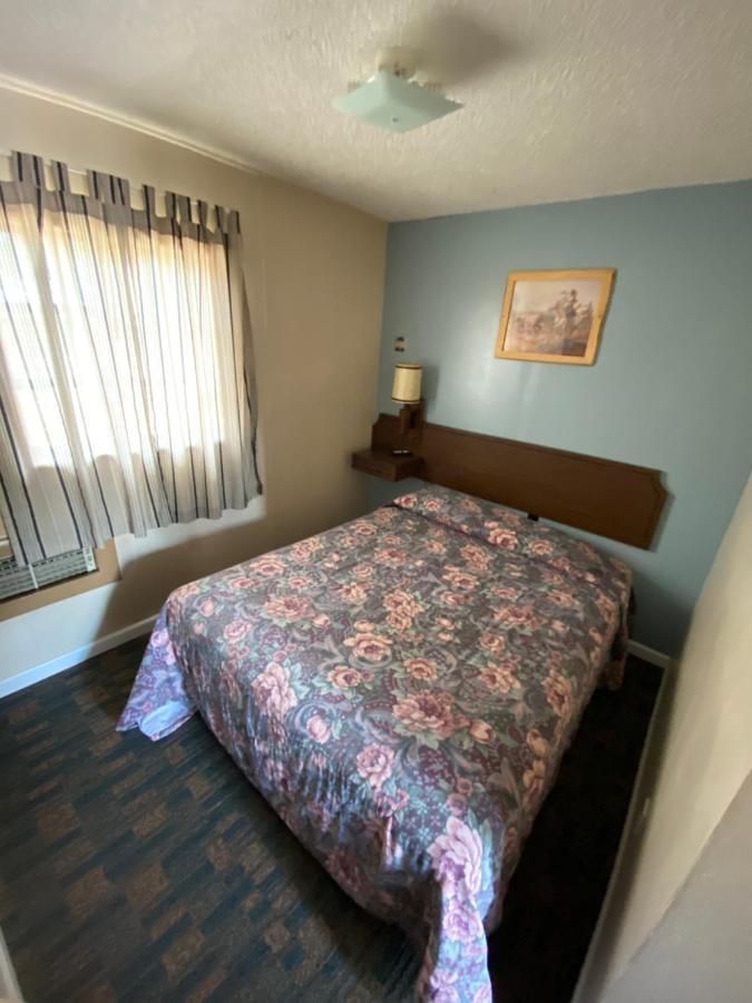 Rainbow Motel Thermopolis Zewnętrze zdjęcie